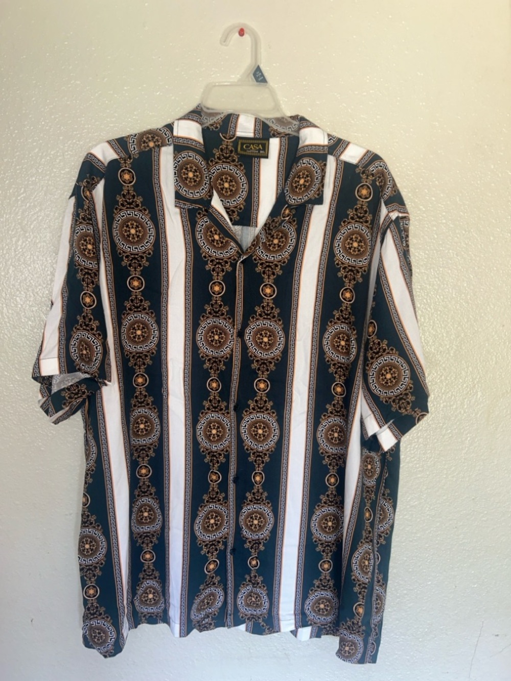 Men’s Teal & White Short-Sleeve Button Down Shirt